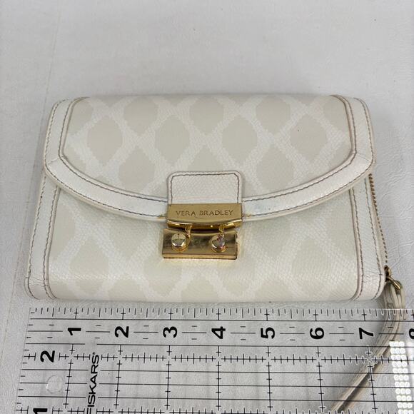 Vera Bradley Ultimate Wristlet Wallet Clutch White Oyster Leather Diamond Print - Picture 14 of 15